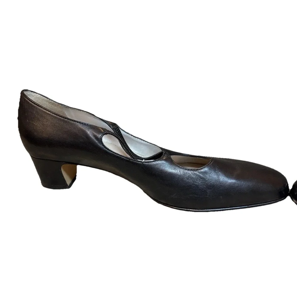 Trotter Black Leather Jamie Pump 2
